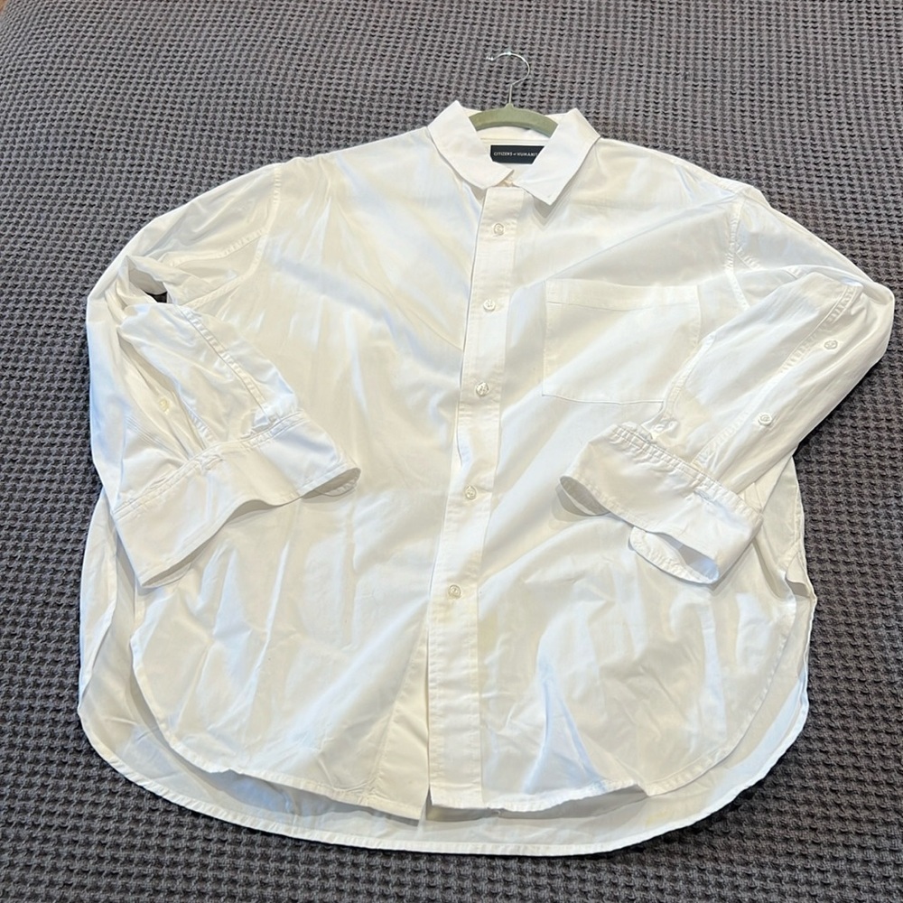 Citizens of Humanity
Size L 3/4 Sleeve Button-Down Shirt